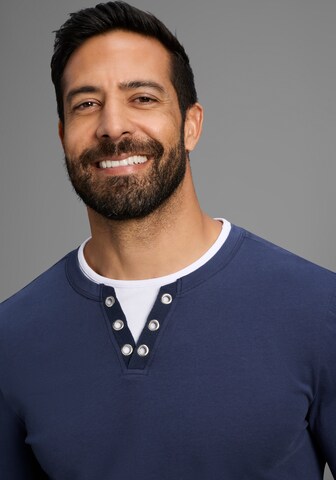 Man's World Shirt in Blue