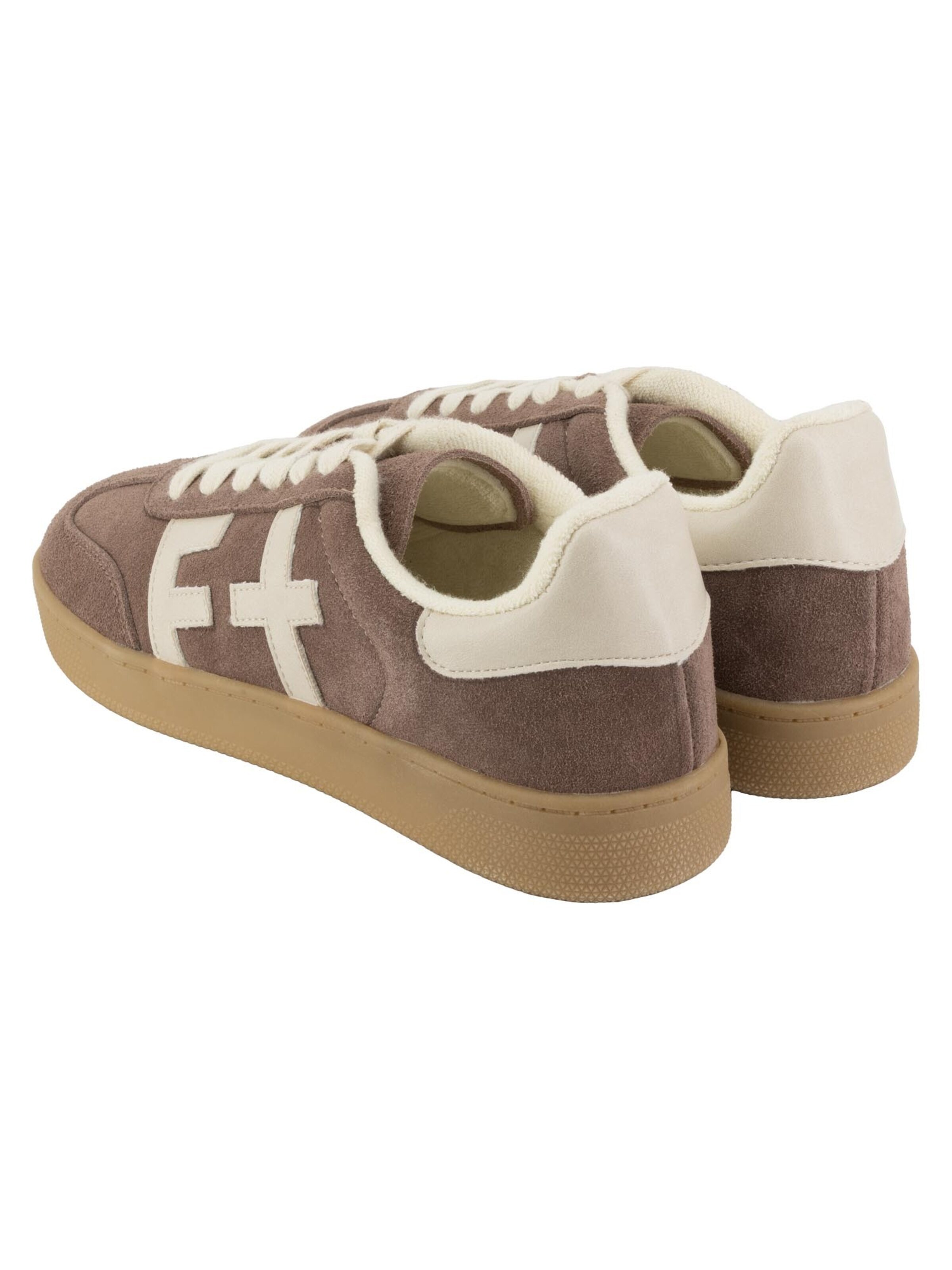 Piece Of Mind Sneakers 'Basic' in Pink