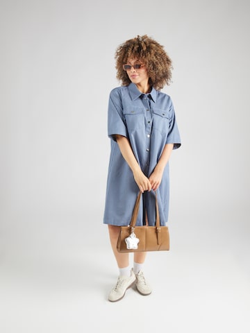 Robe-chemise 'CARLOLAH' ONLY Carmakoma en bleu