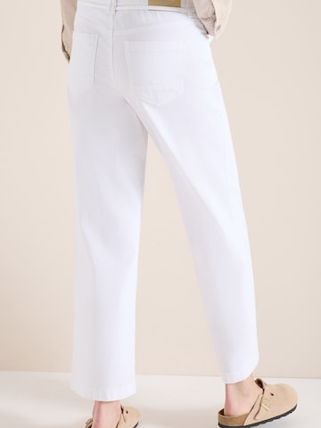 Wide leg Jeans 'Neele' de la CECIL pe alb