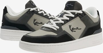 Sneaker low de la Karl Kani pe negru