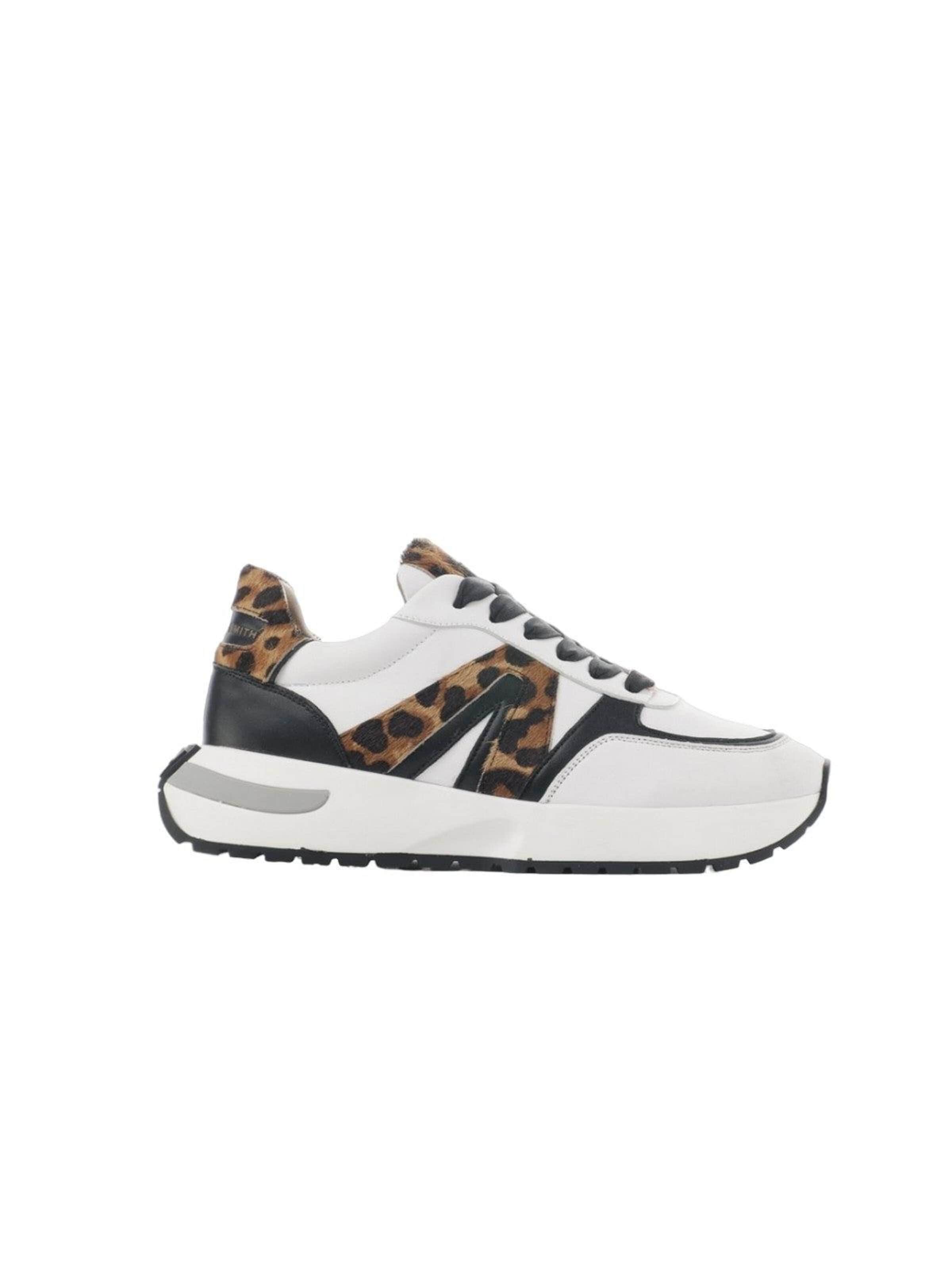 Baskets basses Alexander Smith en beige : devant