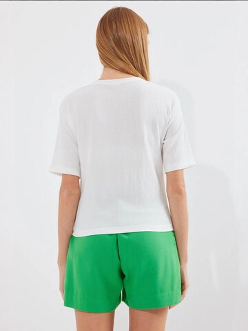 Maglietta 'T-Shirts' di Bigdart in bianco