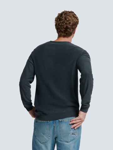 No Excess Pullover in Blau