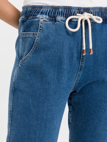 Cross Jeans Tapered Pants in Blue