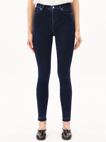 Skinny Jean 'INGAA' ARMEDANGELS en bleu