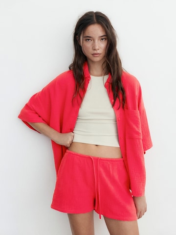 Pull&Bear Štandardný strih Nohavice - Červená
