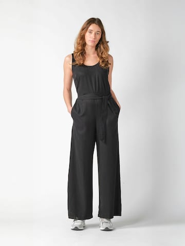 Rochie ' Herdis ' de la Klitmøller Collective pe negru: față