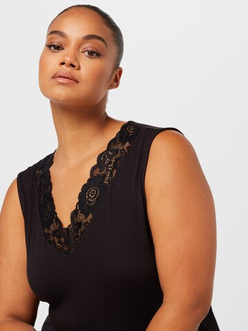 juoda Vero Moda Curve Palaidinė be rankovių 'CROSA'