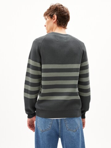 ARMEDANGELS Sweater ' AALBERTOS ' in Grey