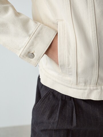 NextPrijelazna jakna - bež boja