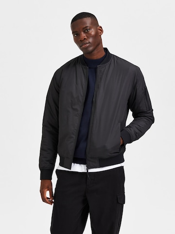 SELECTED HOMME Between-Season Jacket 'DOUGLAS' in Black: front