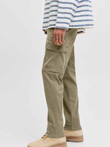 JACK & JONES Конический (Tapered) Брюки-карго 'JPSTACE ARTHUR' в Зеленый