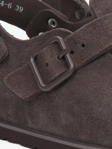 Estro Sandaal '209-1774' in Bruin