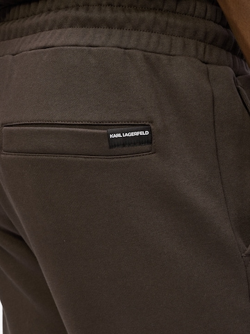 Regular Pantaloni de la Karl Lagerfeld pe maro