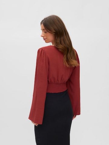 Chemisier 'VMMLISBETH' Vero Moda Maternity en rouge