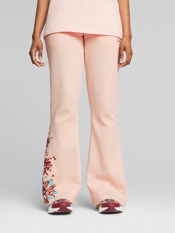 PUMA Flared Broek 'Liberty' in Roze: voorkant