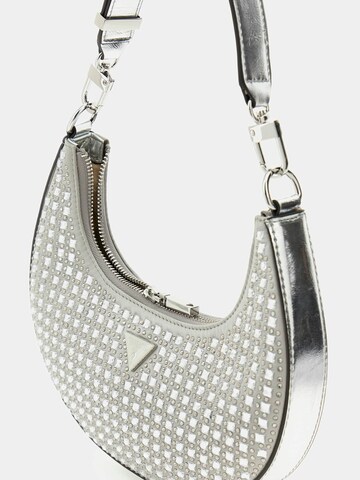 GUESS Schoudertas 'Lua' in Zilver