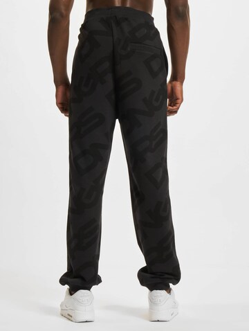 Regular Pantalon 'Dangerous' Urban Classics en noir