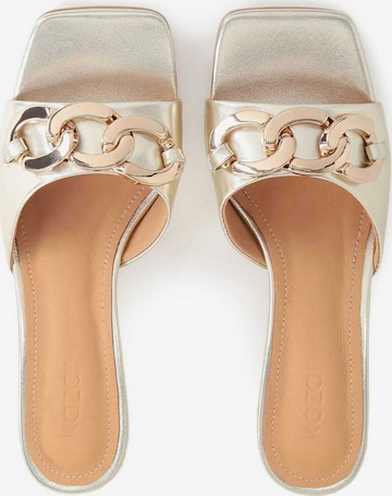 Kazar Mules in Gold