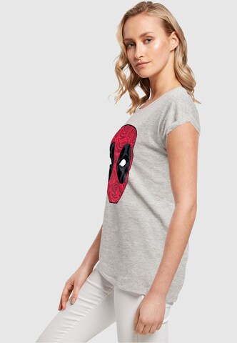 ABSOLUTE CULT Shirt 'Deadpool - Head Of Roses' in Grijs