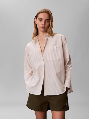 Chemisier Calvin Klein Jeans en beige : devant