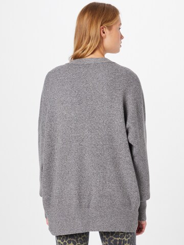 Abercrombie & Fitch Pullover in Grau