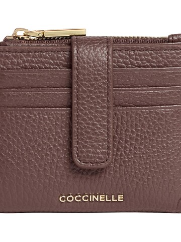 Coccinelle Etui 'Metallic 1001 1'‌‌‌‌‌‌‌ in Lila