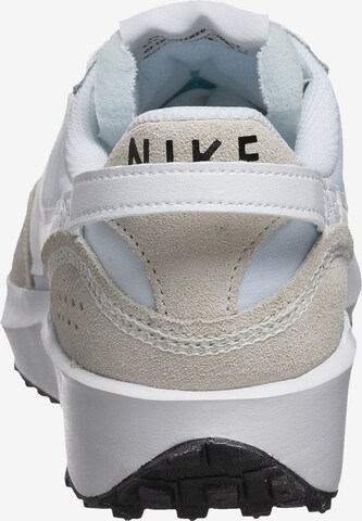 Nike Sportswear Σνίκερ χαμηλό 'WAFFLE DEBUT' σε λευκό