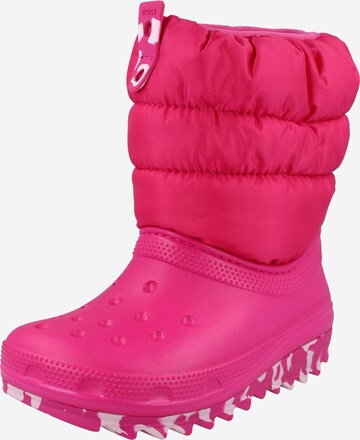 Bottes de neige Crocs en rose : devant