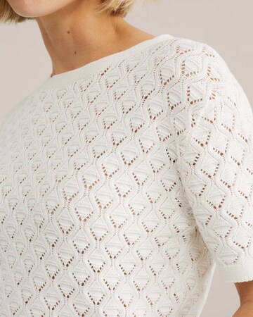 WE Fashion Пуловер в бяло