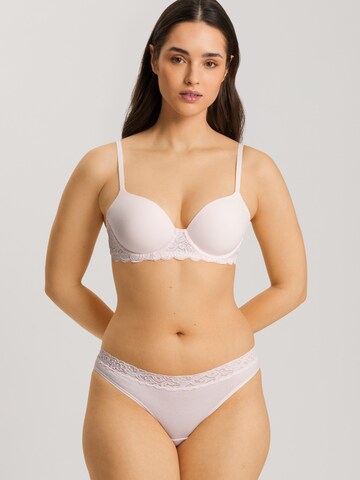 Hanro Balconette Bra ' Moments ' in Pink