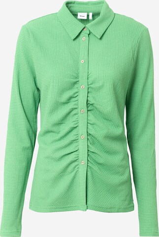 Camicia da donna 'GATHER' di NÜMPH in verde: frontale