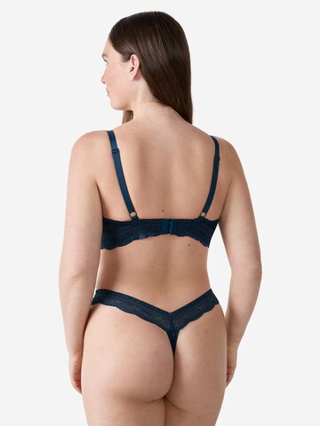 ETAM T-shirt Bra 'Idole' in Black