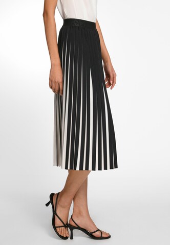 Basler Skirt in Black