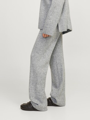 Regular Pantalon 'JXMirella' JJXX en gris