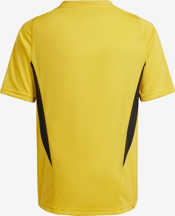 ADIDAS PERFORMANCE - Camisa funcionais 'Juventus Turin Tiro 23' em amarelo