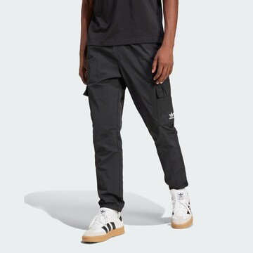 ADIDAS ORIGINALS Tapered Hose 'Trefoil Essentials' in Schwarz: Vorderseite
