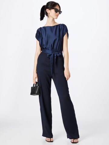 SWING Jumpsuit in Blau