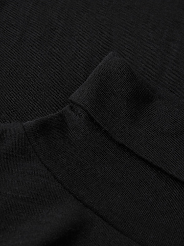 Pullover di TWO SOON in nero