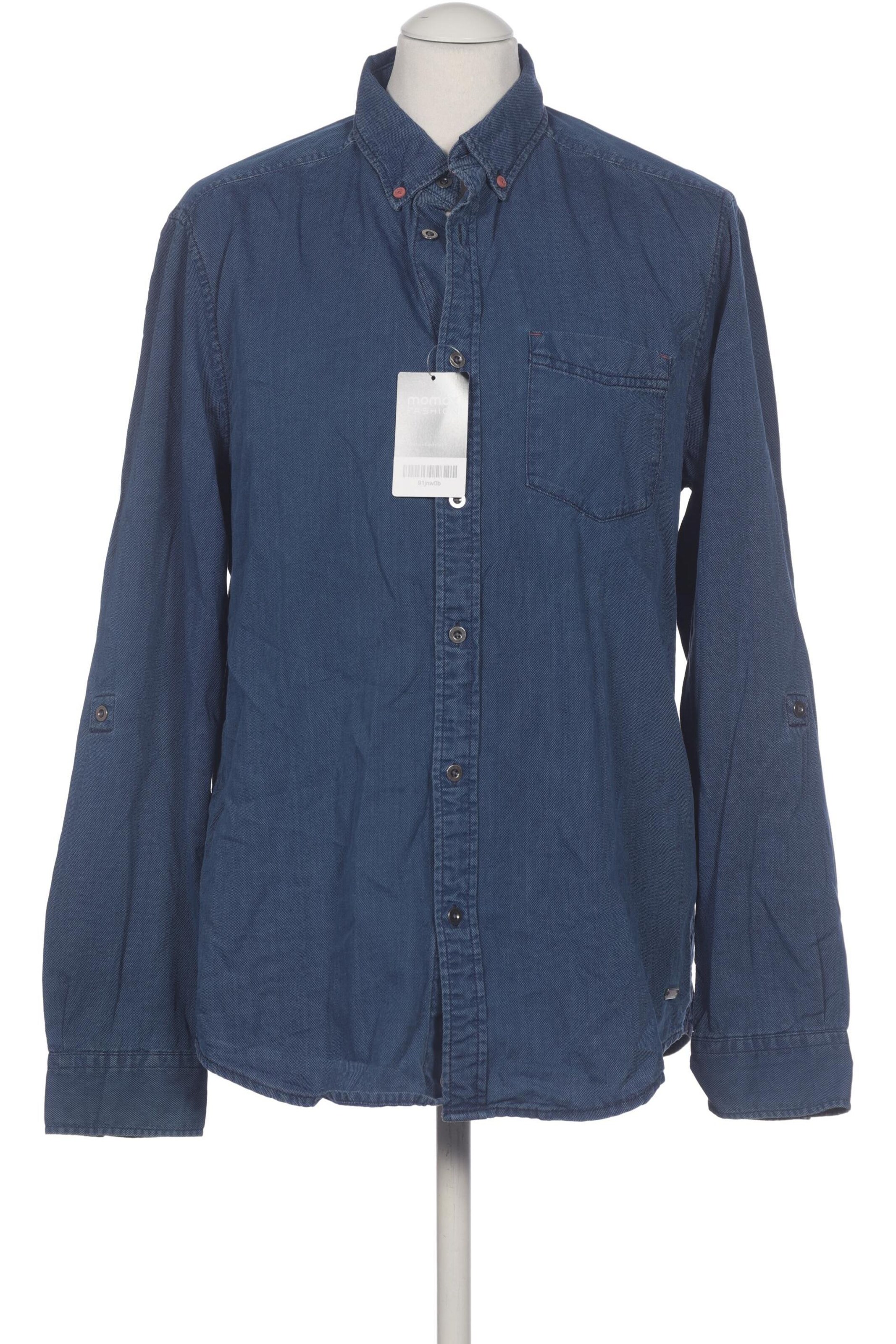 EDC BY ESPRIT Button Up Shirt in M in Blue: front