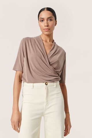 SOAKED IN LUXURY - Blusa 'Columbine' em castanho: frente