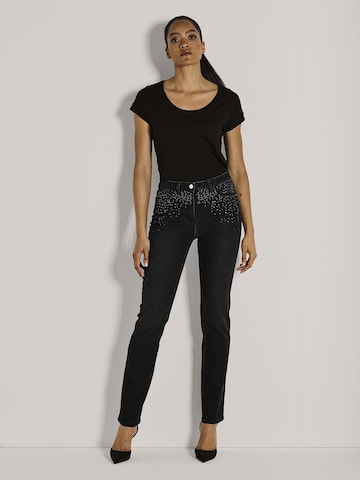 MADELEINE Tapered Jeans in Zwart