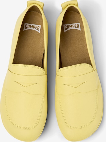 Ballerina con cinturino 'Right Nina' di CAMPER in giallo