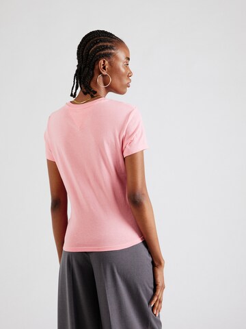 Tommy Jeans Curve T-Shirt 'Essential' in Pink