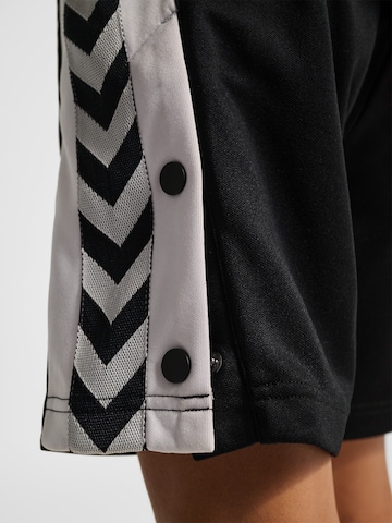 Hummel Regular Sports trousers in Black