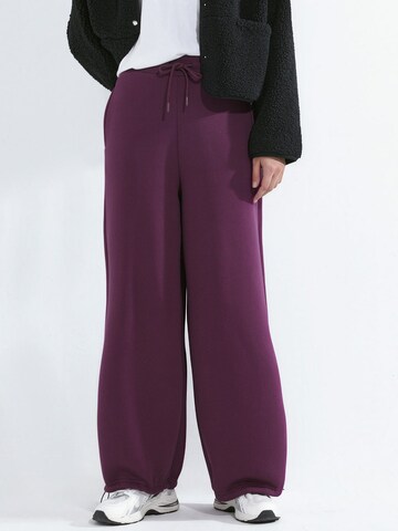 Pantalon de sport 'Jogginghose' Hiccup en rouge : devant