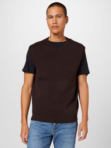 JACK & JONES Pullunder 'KEEGAN' i brun: forside