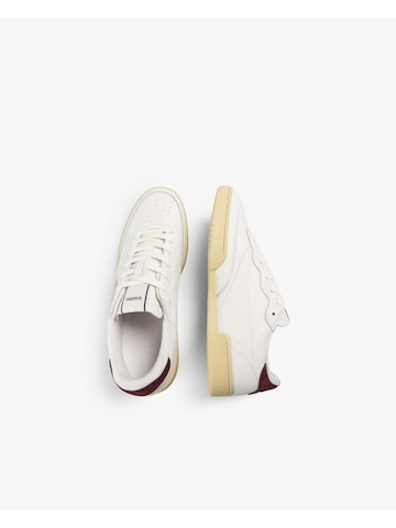 Scalpers Ниски маратонки ' ' в бяло