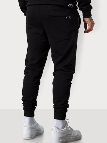 Coupe slim Pantalon 'Essential' ESTEEM en noir